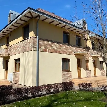 Villa Apartman Balatonszemes