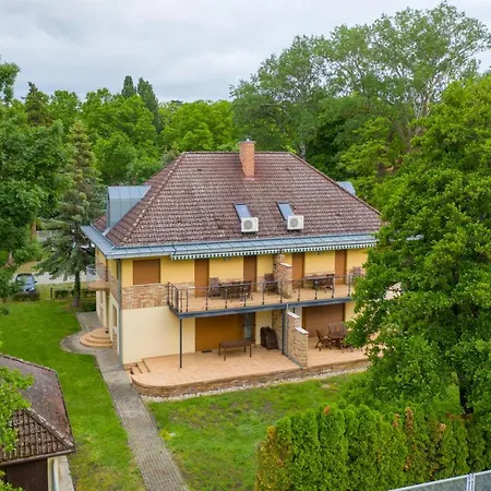 Villa Apartman Balatonszemes